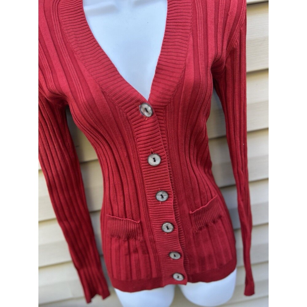 VTG Cache Y2K Red ribbed Silk Blend beaded stretch Slim Fit Cardigan Lorelei Top